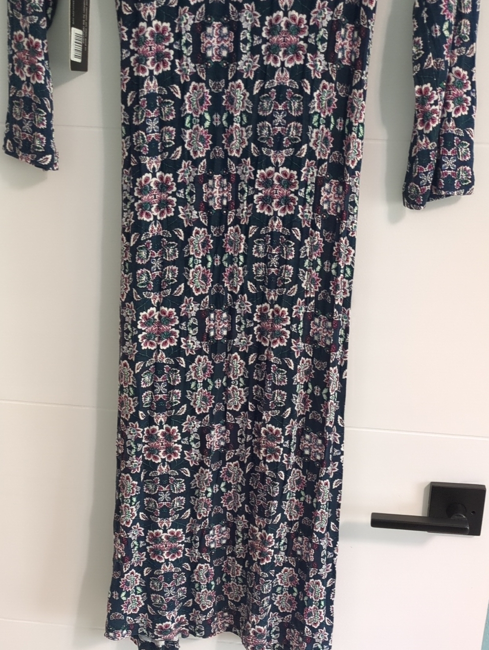 Renee C. Navy Floral Wrap Midi Dress with Pink Accentssz XL Feminine - Picture 10 of 10